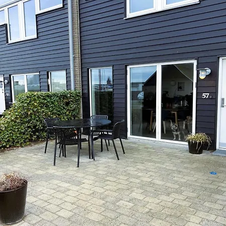 Lucjan - 50m From The Sea By Interhome Apartman *