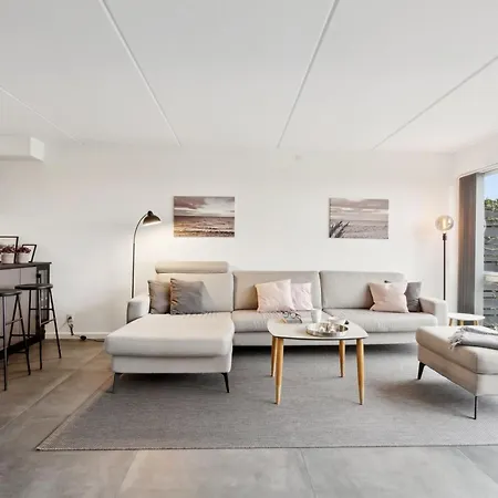 Lucjan - 50m From The Sea By Interhome