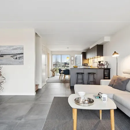 Lucjan - 50m From The Sea By Interhome شقة أسّينس