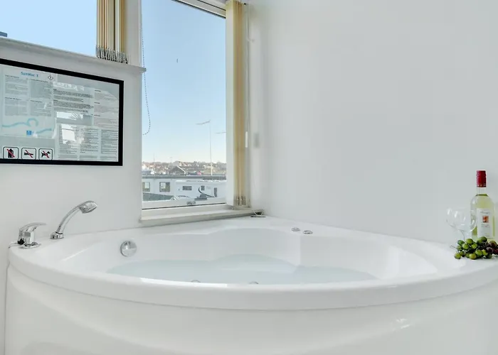 Apartman Lucjan - 50m From The Sea By Interhome *