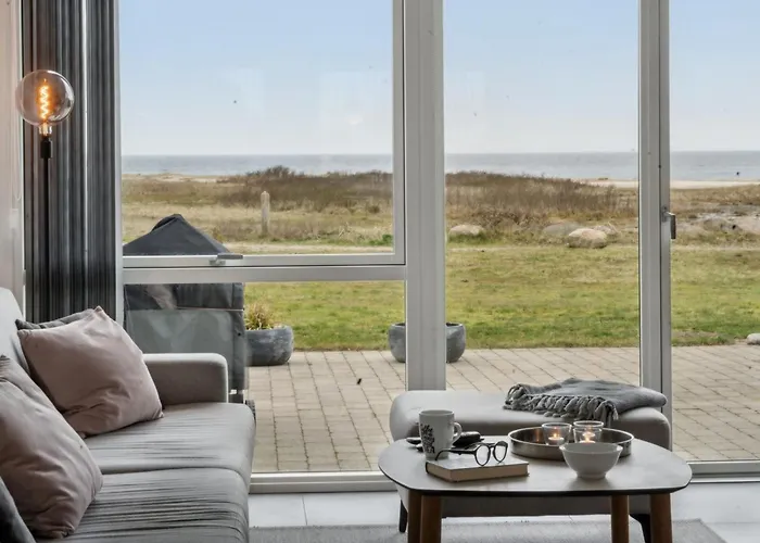 Lucjan - 50m From The Sea By Interhome