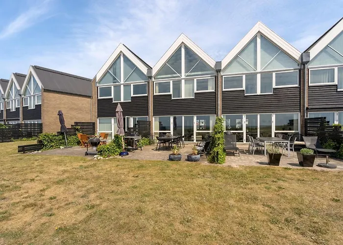 Lucjan - 50m From The Sea By Interhome *