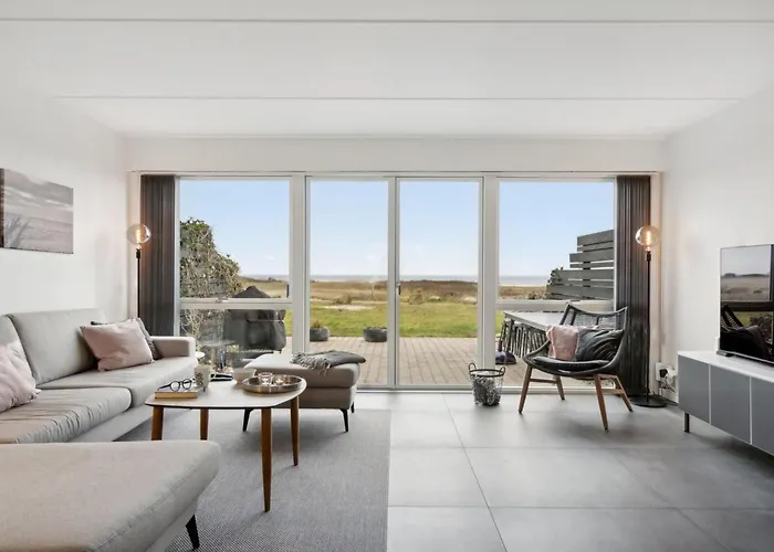 Lucjan - 50m From The Sea By Interhome Apartman *